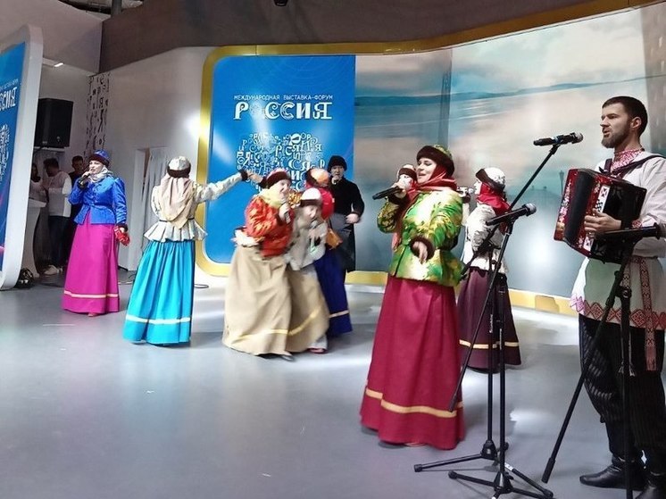 Москвичей очаровали тюменские "Формейшн Вера" и Яромилъ