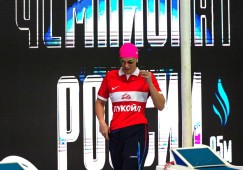 Ефимова вышла на старт финала в футболке "Спартака": фото прекрасной Юлии
