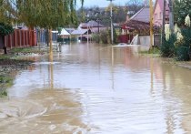 В городе Горячий Ключ ночью введен режим чрезвычайной ситуации из-за резкого подъема уровней рек после экстремальных ливней