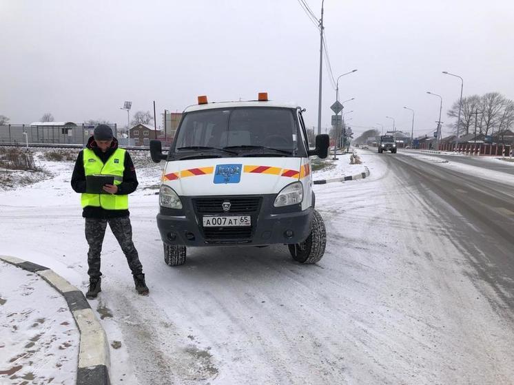 Более 80 единиц техники вышли на расчистку Южно-Сахалинска от снега