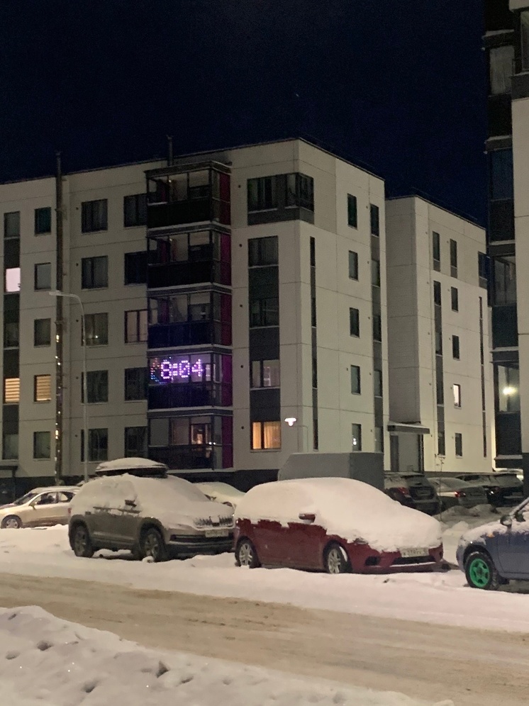 Горожане поблагодарили жильцов одного из домов Петрозаводска за гирлянду