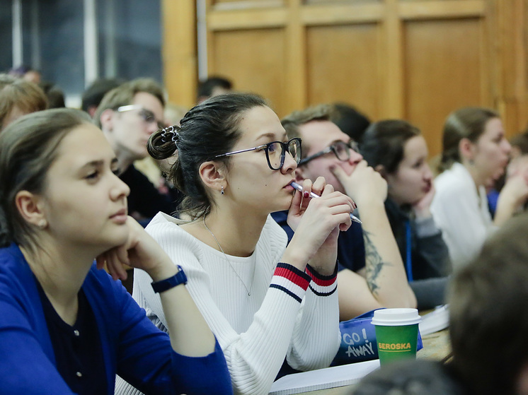  В Госдуме призвали делать детсады при вузах, чтобы студентки рожали