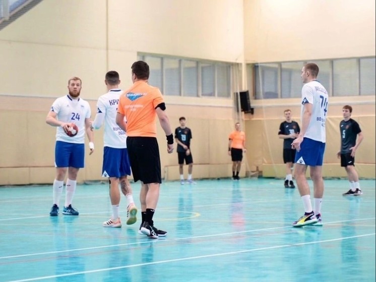 Гандболисты «Воронежа» одержали седьмую победу в сезоне