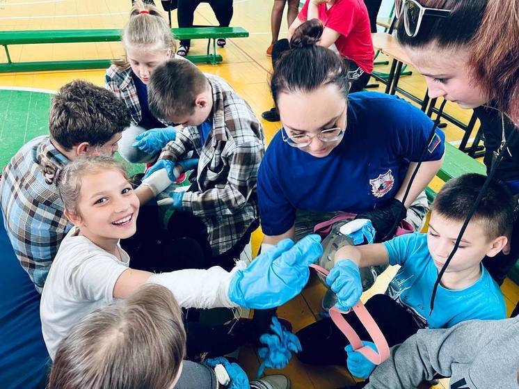 Порядка ста пятидесяти активистов из ДНР присоединились ко студенческому корпусу спасателей