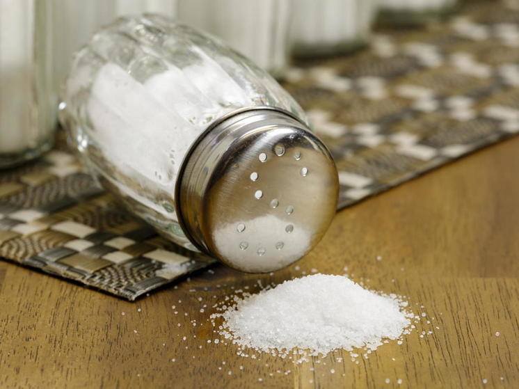 Health: ученые обнаружили, к чему приводит отказ от соли