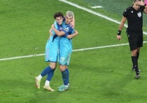 Петербургский клуб «Зенит» одержал победу над ФК «Сочи» в матче 16-тура чемпионата России по футболу. Игра закончилась со счетом 3:0 в пользу сине-бело-голубых.