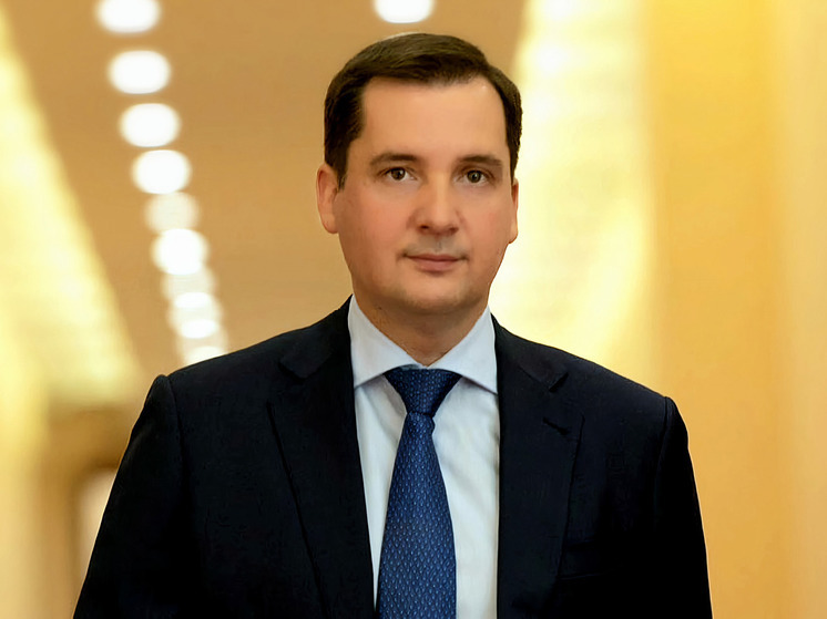 Глава Архангельской области поздравил северянок с Днем матери