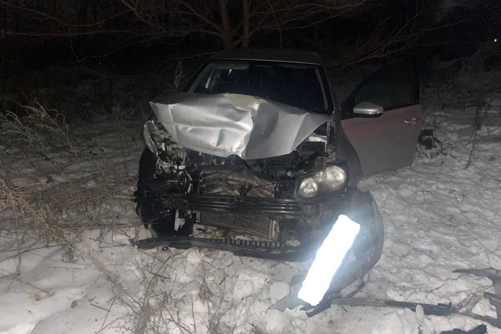 В аварии двух автомобилей 96-летняя жительница Воронежа получила травмы