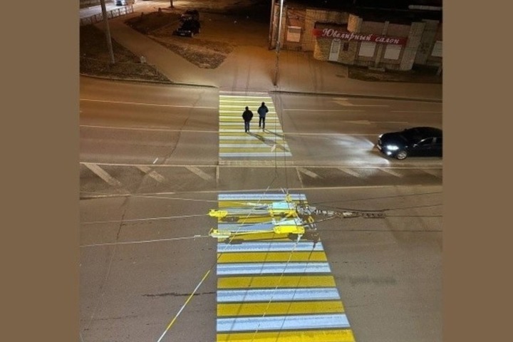 В Йошкар-Оле появился третий проекционный пешеходный переход