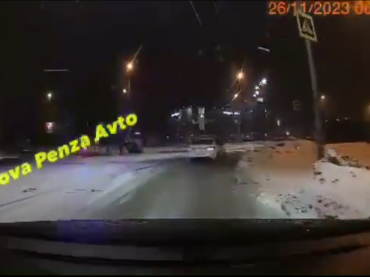 Утром в пензенском Арбеково перевернулся автомобиль