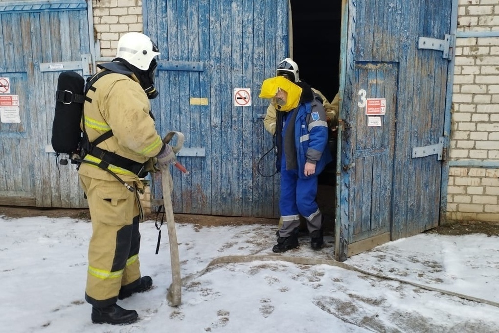 В Малой Вишере и Любытине прошли учения по ликвидации пожаров с «пострадавшими»