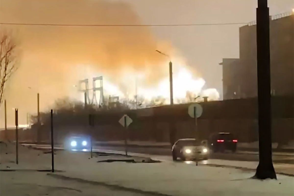 Взрыв и пожар произошли на Челябинском тракторном заводе