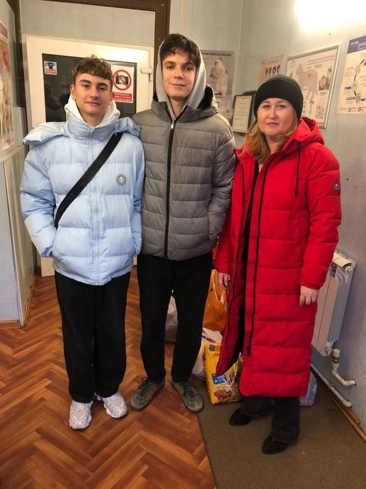 Школьники Серпухова помогают животным