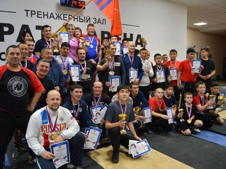 Гиревики Калмыкии победили на открытом кубке