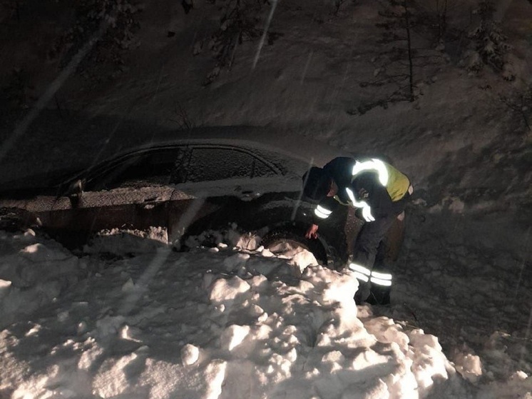 Три машины столкнулись около Кушвы, пострадали трое