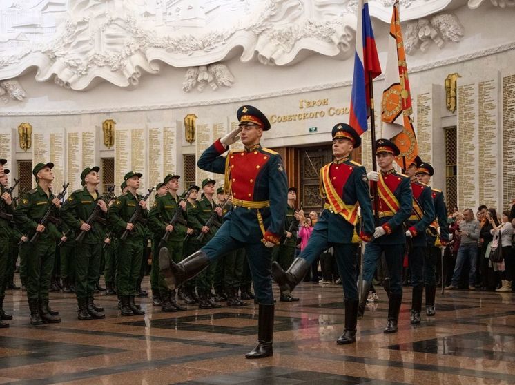 Новобранцы-костромичи приняли присягу в Зале Славы Музея Победы