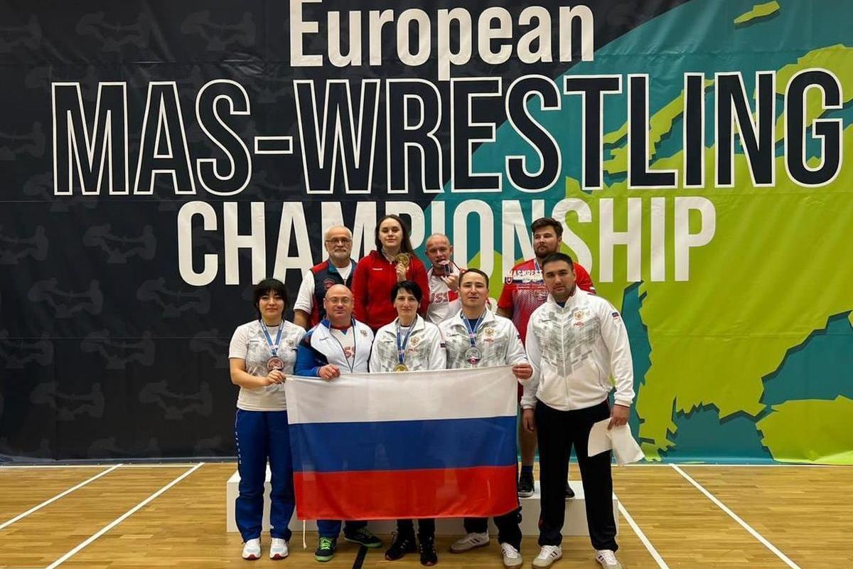 Sakhalin residents became prize-winners of the European Mas-Wrestling Championship