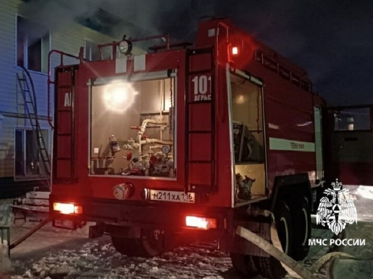 Хозяин квартиры в Татарстане погиб во время ночного пожара