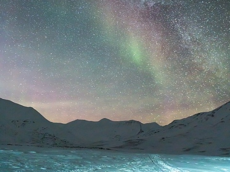 Названы главные астрономические события декабря: два звездопада и солнцестояние