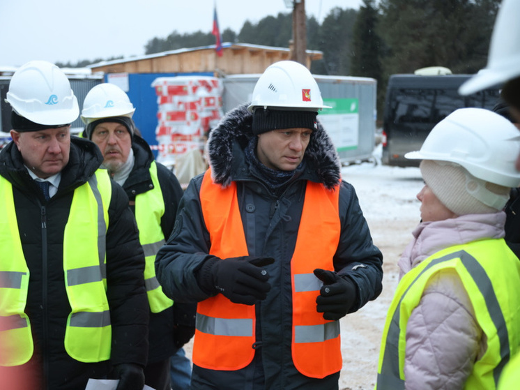 Строительство водозаборных сооружений в Никольске проверил врио губернатора области