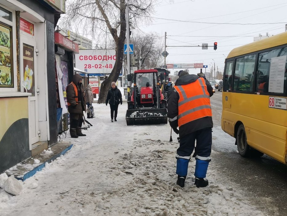Как убрали улицы, тротуары и дворы от снега по просьбе мэра Хабаровска: фото