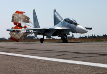 Российский истребитель Су-30СМ, используемый в зоне СВО, успешно уничтожает безэкипажные катера ВСУ, пишет американское издание MWM