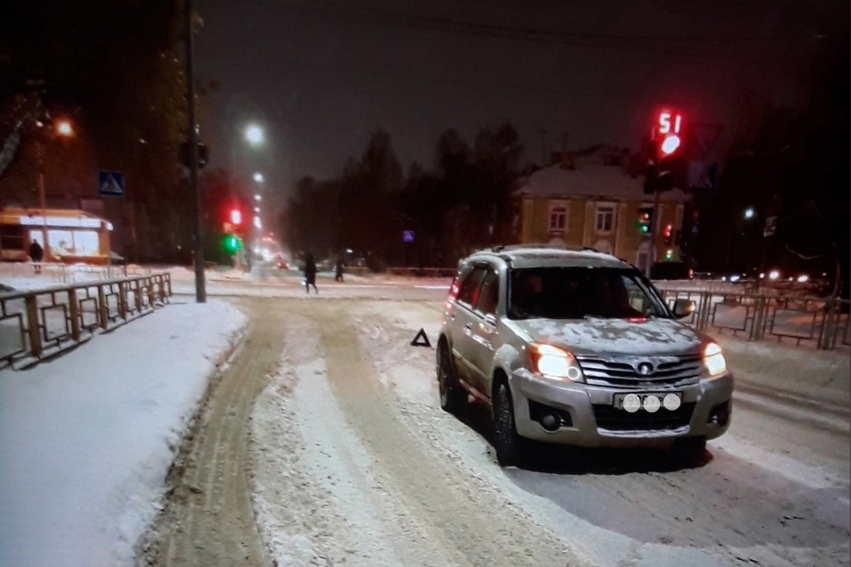 Пенсионер на внедорожнике сбил человека на пешеходном переходе в Петрозаводске