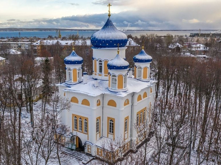 В собор Петрозаводска вернули после реставрации старинную икону