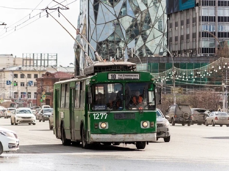 В Новосибирске пассажира ударило током в троллейбусе