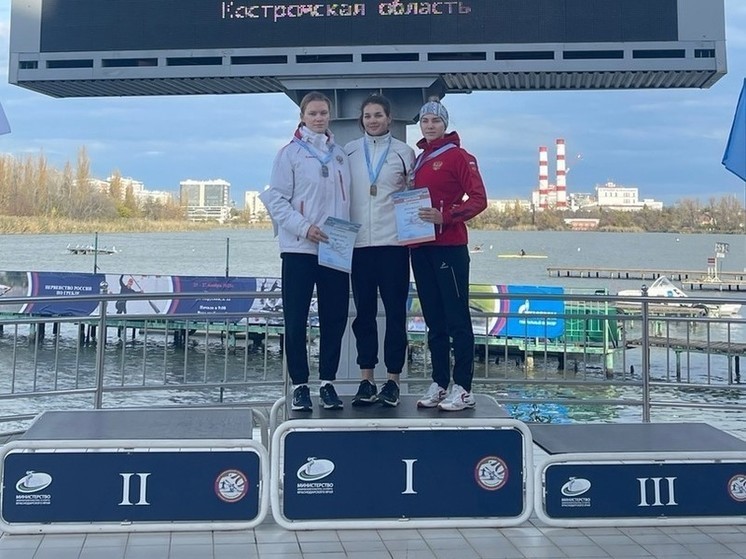 Байдарочница Арина Дехтяренко стала серебряным призером всероссийских соревнований