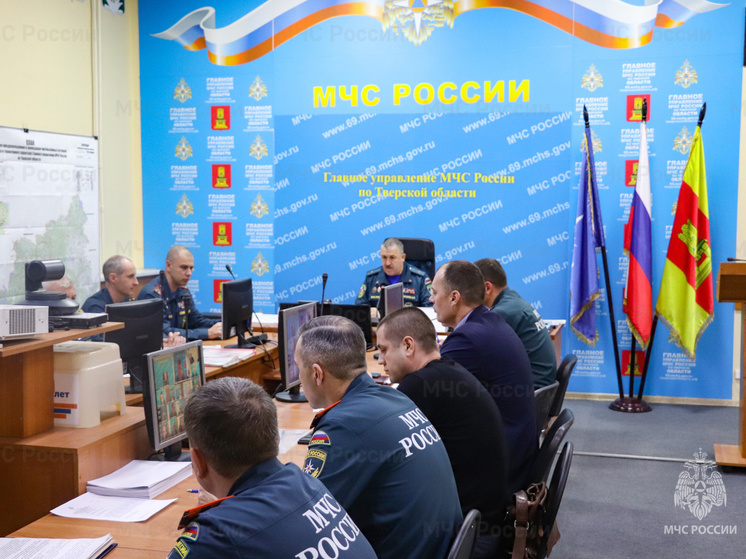 Из-за непогоды в Тверской области в МЧС состоялось оперативное совещание