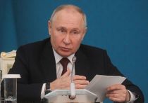 Президент РФ Владимир Путин подписал закон о повышении минимального размера оплаты труда (МРОТ) с 1 января 2024 года