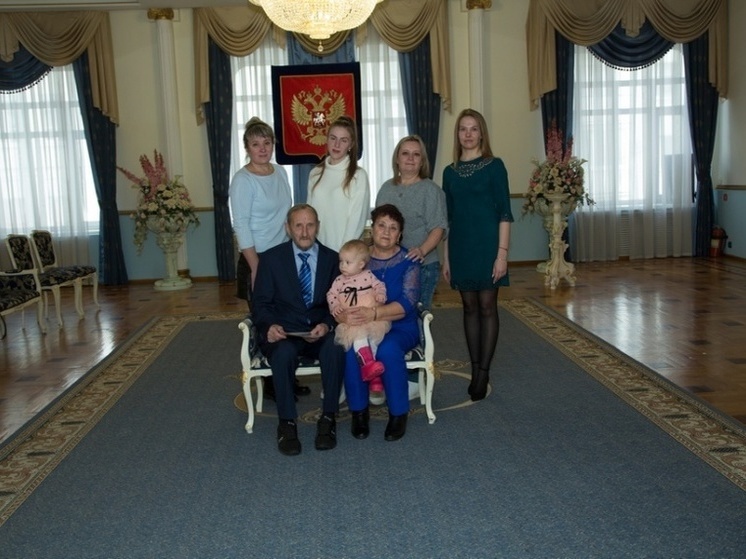 В Смоленске чествовали «золотых» супругов