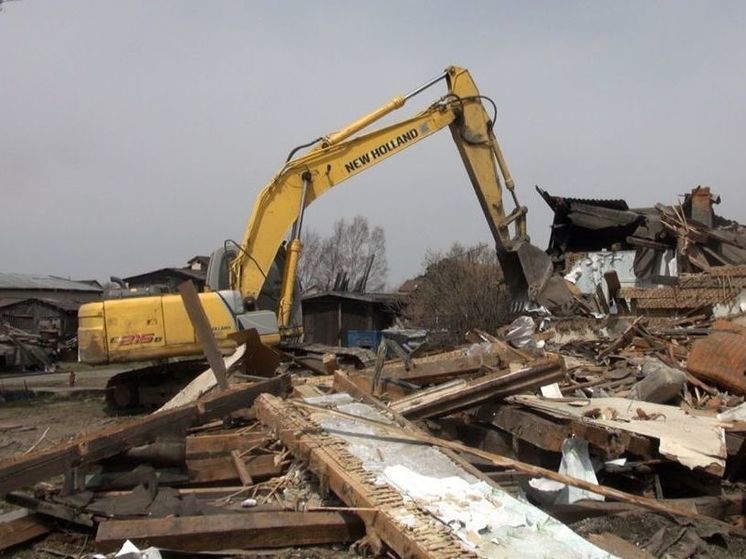 Более 30 жилых домов демонтировали в Южно-Сахалинске с начала 2023 года