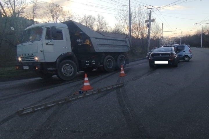 Водитель без прав устроил аварию с пострадавшим в Ставрополе