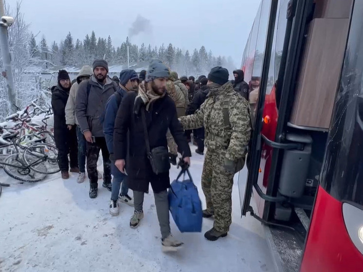В Кандалакшском районе на КПП «Салла» разобрали пункты обогрева для иностранцев