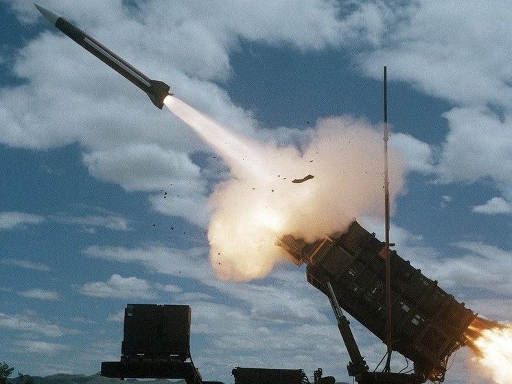 Стало известно о повреждении завода в подконтрольном Киеву Херсоне