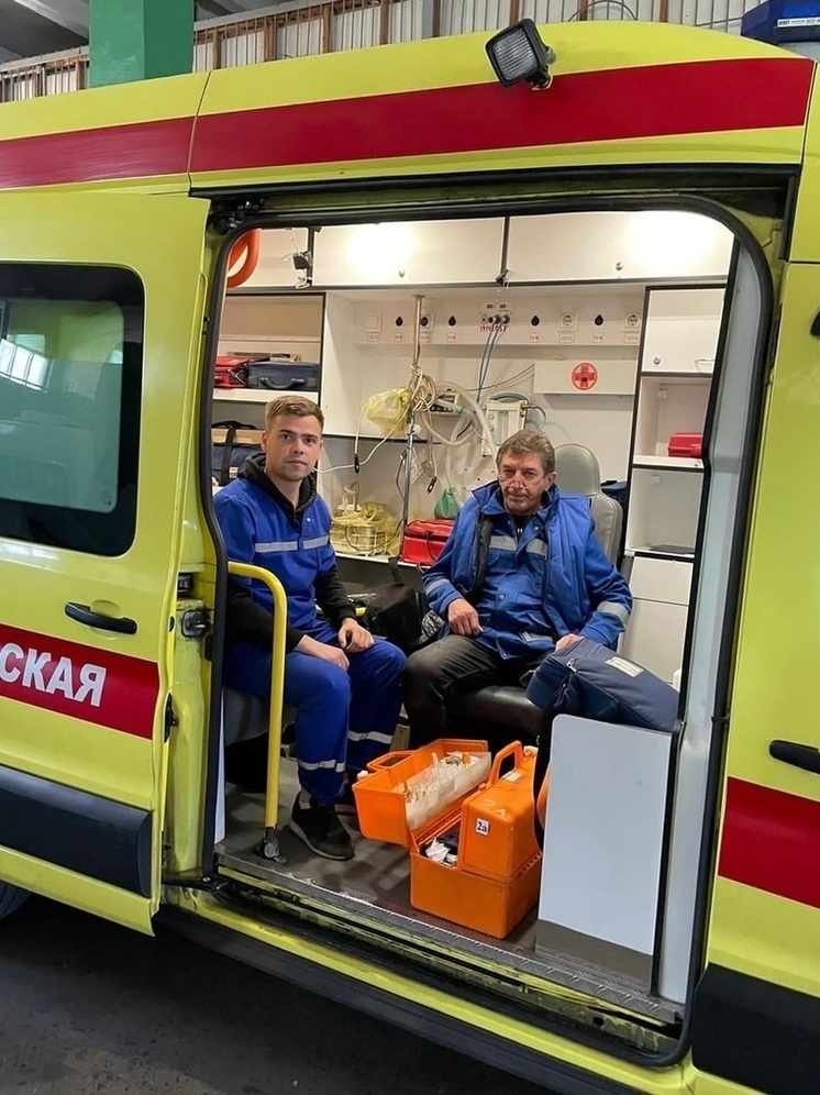 Во Мценском районе на дороге застряла машина скорой помощи