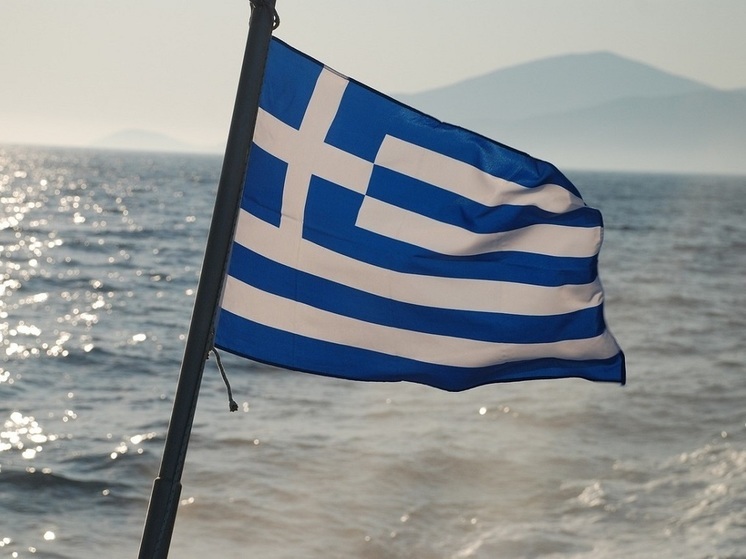 У берегов Греции затонуло шедшее в украинский порт судно