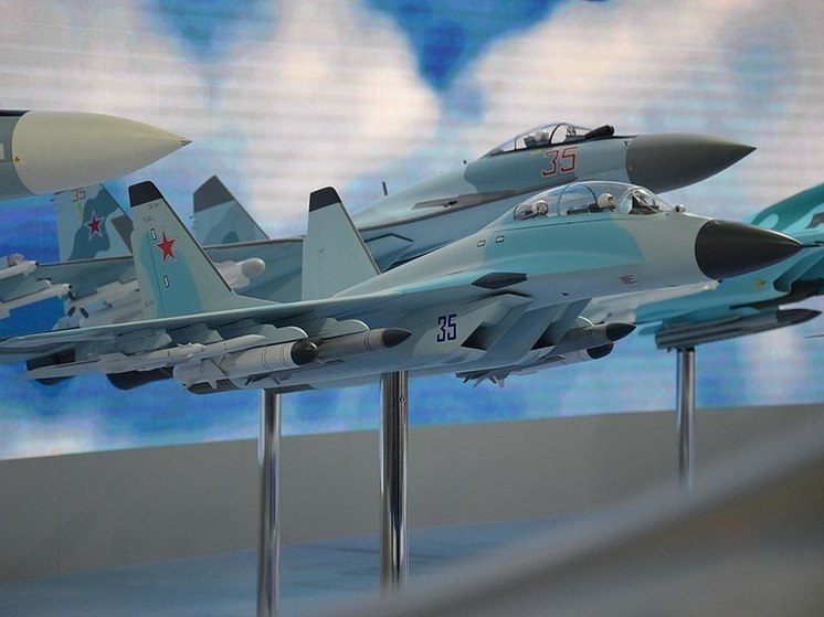 MWM: Су-57 с мини-беспилотниками - уникальнейший истребитель на планете