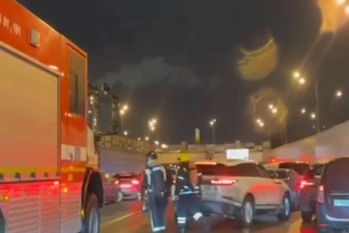 В Серебряноборском тоннеле загорелся автомобиль