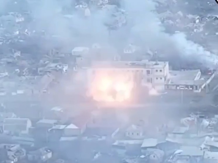Украинские СМИ пишут о взрывах в Херсоне и других городах