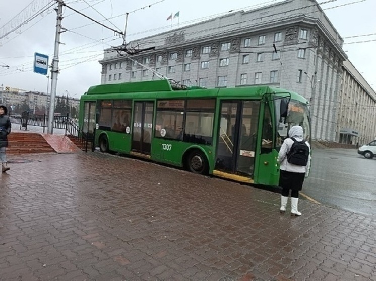 В Новосибирске изменят график движения троллейбусов №2 и №5