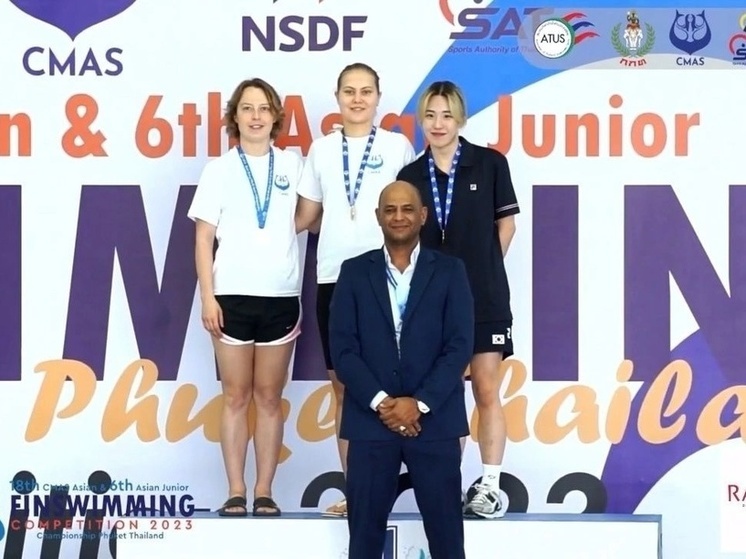 Брянская спортсменка завоевала три награды на Чемпионате Азии по плаванию
