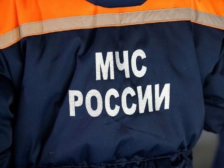 Два гаража загорелись в Острове из-за небезопасного использования отопительного котла