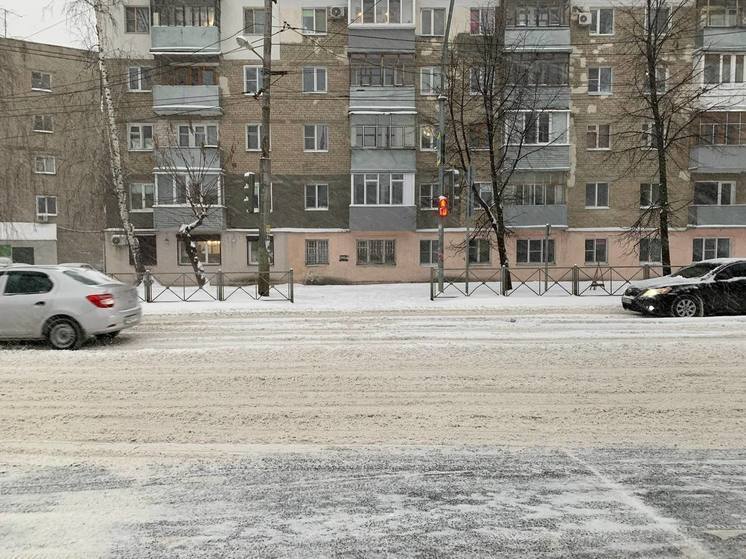 В Пензе буду убирать припаркованные фуры, мешающие уборке снега