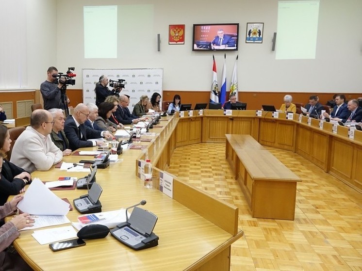 Депутаты городской Думы обсудили бюджет Великого Новгорода на 2024 год
