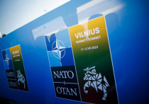 Североатлантический альянс разрабатывает дорожную карту для перехода Украины к полной оперативной совместимости с западным военно-политическим блоком, говорится в заявлении по итогам первого заседания совета НАТО-Украина на уровне глав МИД
