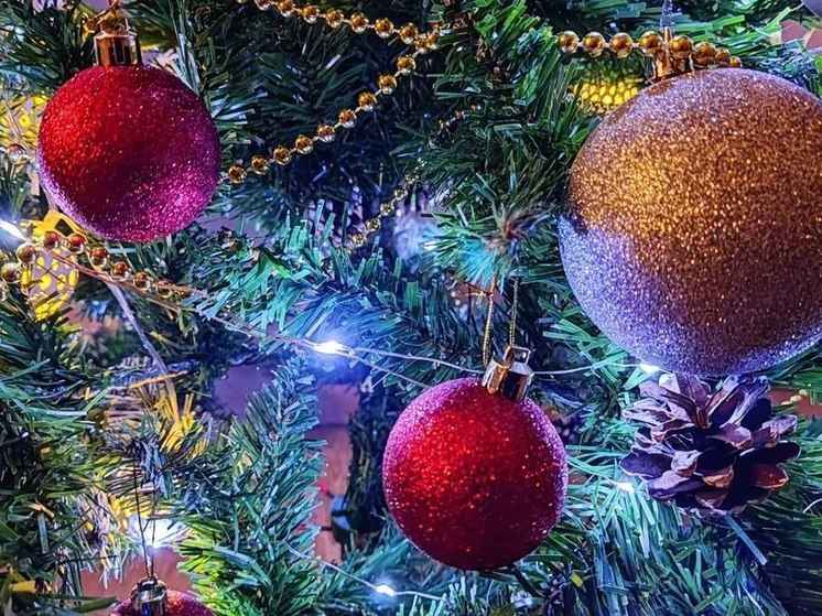 Психолог Зенцова рассказала петербуржцам, как справиться с новогодней суетой
