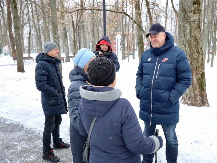 Глава Серпухова проверил состояние парков после снегопада